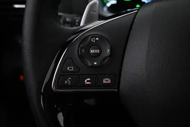 Harmaa Maastoauto, Mitsubishi Eclipse Cross – MPX-895