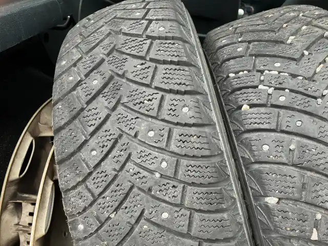 Harmaa Viistoperä, Ford Fiesta – MPZ-120