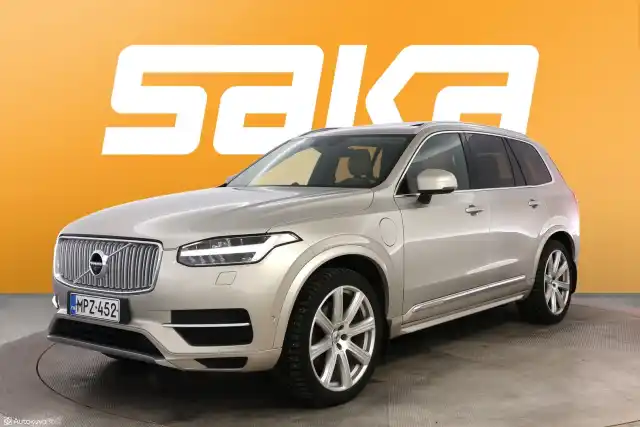 Beige Maastoauto, Volvo XC90 – MPZ-452