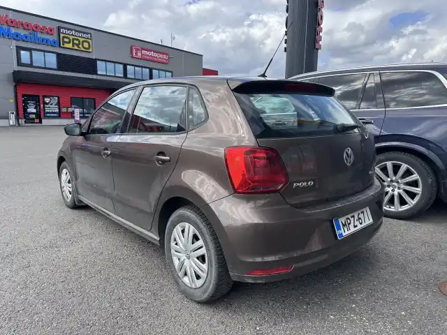 Ruskea (beige) Viistoperä, Volkswagen Polo – MPZ-671