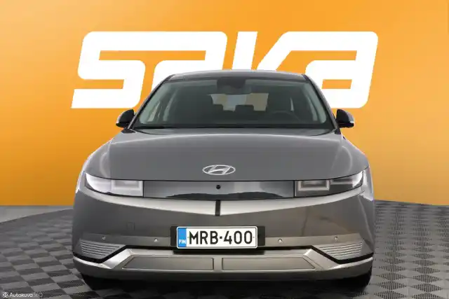 Harmaa Viistoperä, Hyundai IONIQ 5 – MRB-400