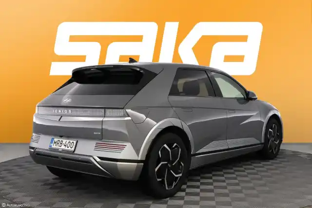 Harmaa Viistoperä, Hyundai IONIQ 5 – MRB-400