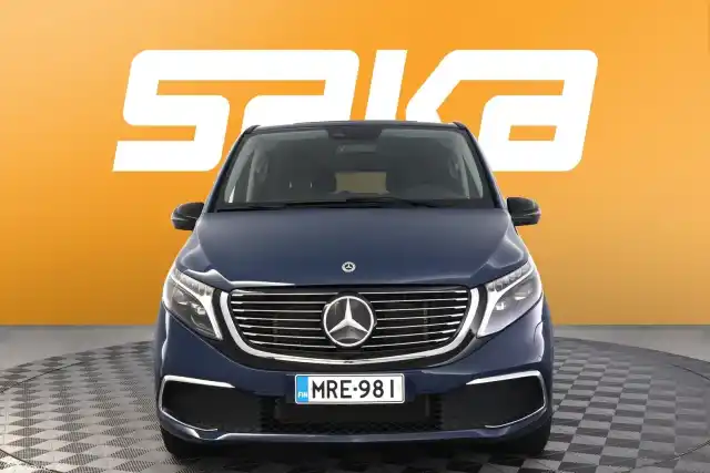Sininen Tila-auto, Mercedes-Benz EQV – MRE-981