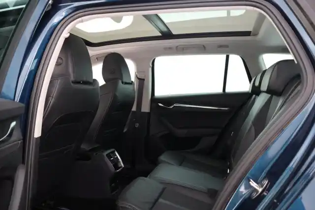 Sininen Farmari, Skoda Octavia – MRH-113