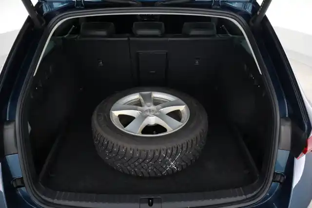 Sininen Farmari, Skoda Octavia – MRH-113