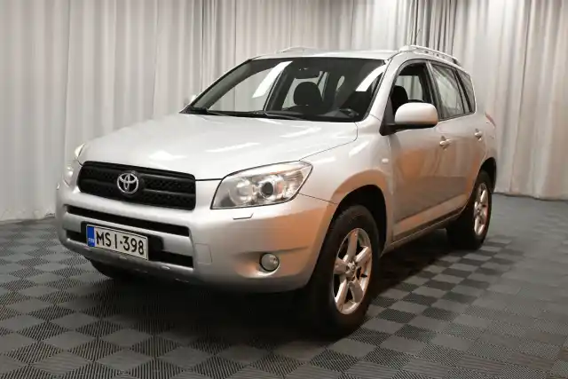 Hopea Maastoauto, Toyota RAV4 – MSI-398