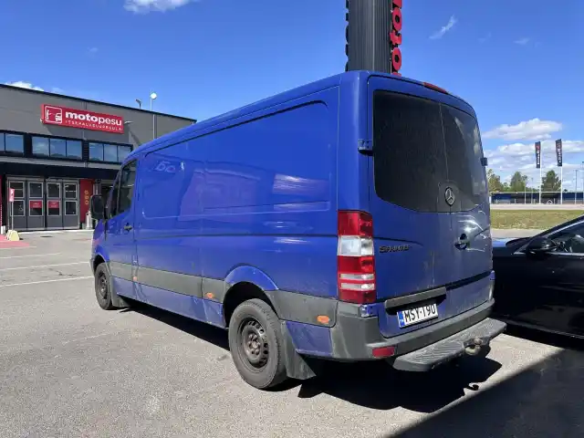 Harmaa Pakettiauto, Mercedes-Benz Sprinter – MSY-190