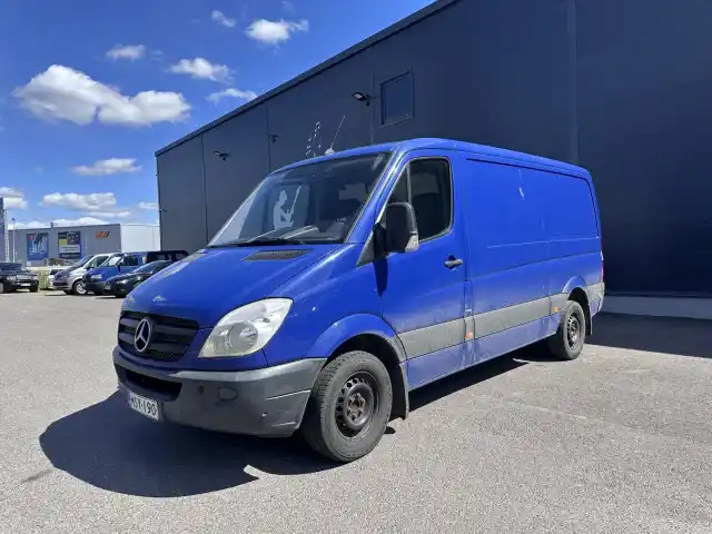 Harmaa Pakettiauto, Mercedes-Benz Sprinter – MSY-190