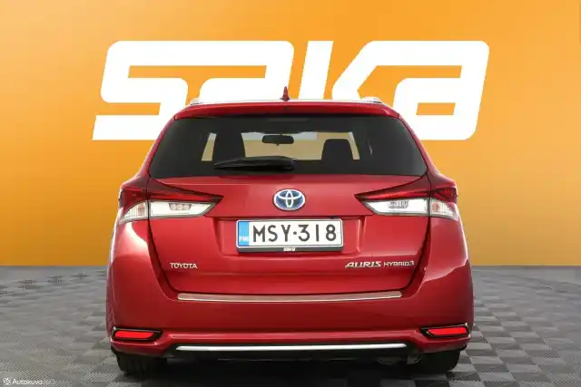 Punainen Farmari, Toyota Auris – MSY-318