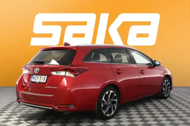 Punainen Farmari, Toyota Auris – MSY-318