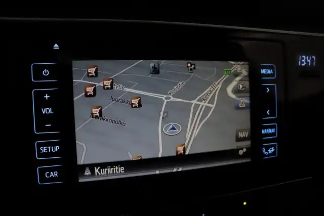Punainen Farmari, Toyota Auris – MSY-318