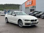 Valkoinen Sedan, BMW 320 – MSY-525, kuva 1