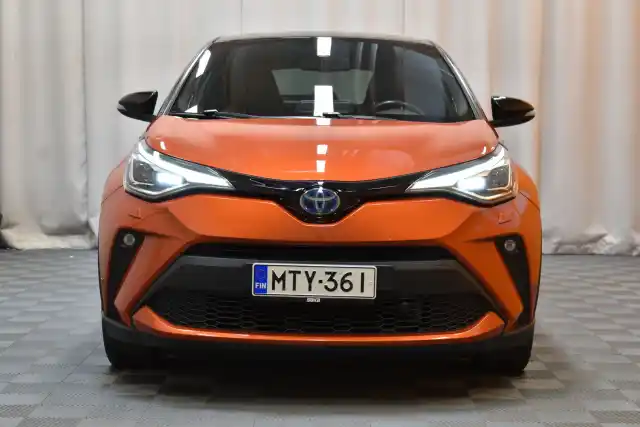 Oranssi Maastoauto, Toyota C-HR – MTY-361