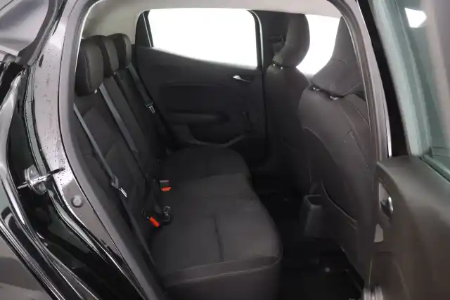 Musta Viistoperä, Renault Clio – MTY-763