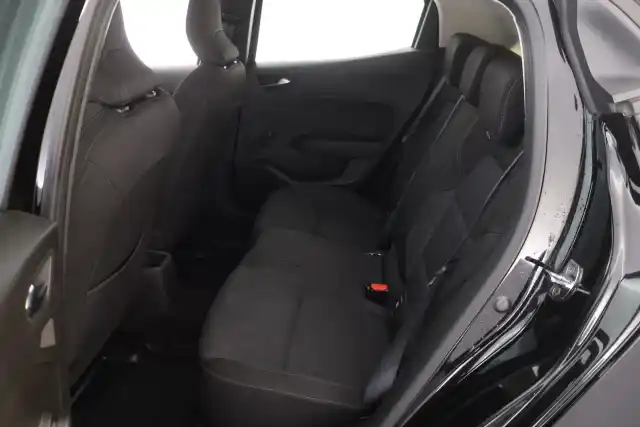 Musta Viistoperä, Renault Clio – MTY-763