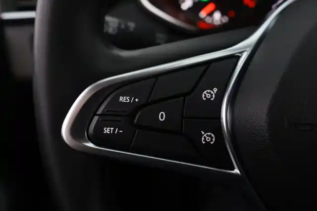 Musta Viistoperä, Renault Clio – MTY-763