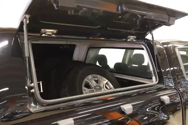 Musta Avolava, Ford Ranger – MUY-473
