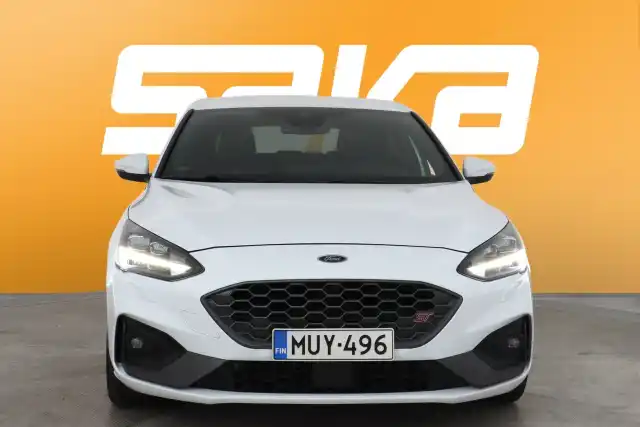 Valkoinen Viistoperä, Ford Focus – MUY-496