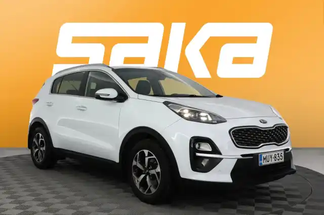 Valkoinen Maastoauto, Kia Sportage – MUY-835