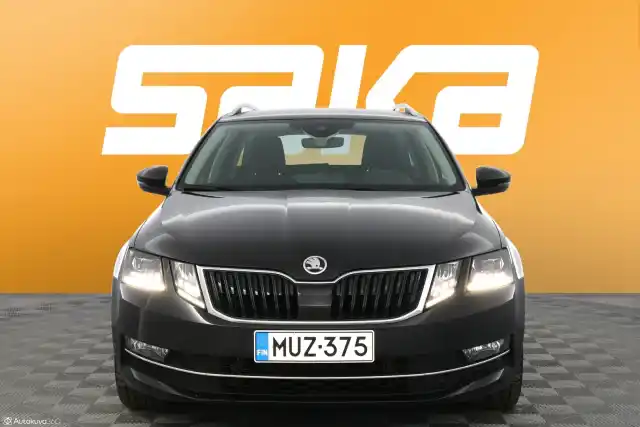 Musta Farmari, Skoda Octavia – MUZ-375