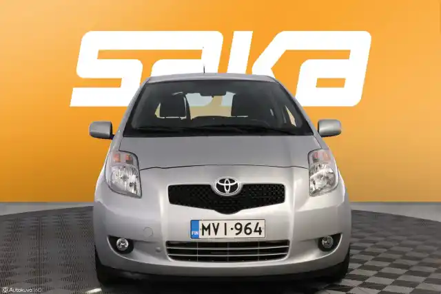 Hopea Viistoperä, Toyota Yaris – MVI-964