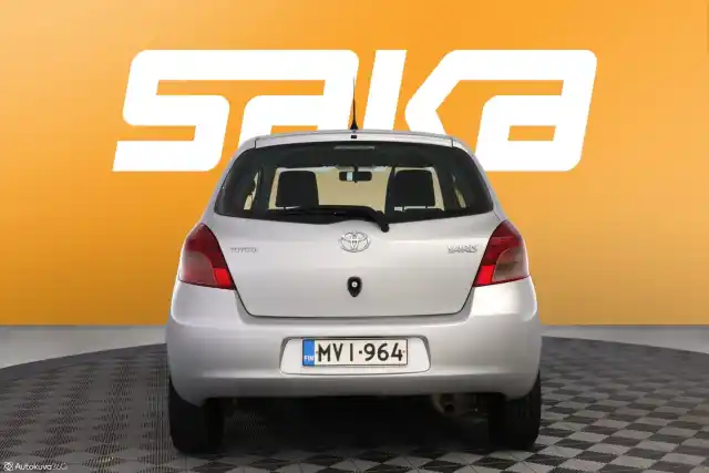 Hopea Viistoperä, Toyota Yaris – MVI-964