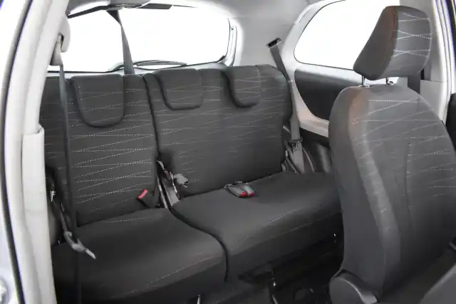 Hopea Viistoperä, Toyota Yaris – MVI-964