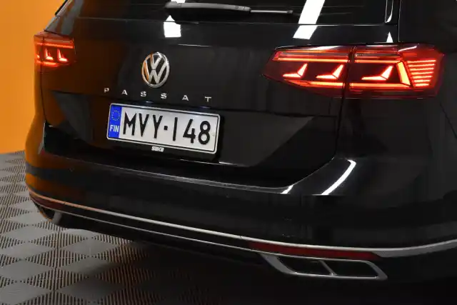 Musta Farmari, Volkswagen Passat – MVY-148