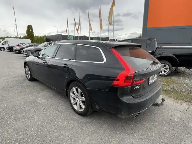 Musta Farmari, Volvo V90 – MVY-502