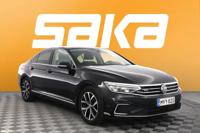 Musta Sedan, Volkswagen Passat – MVY-820
