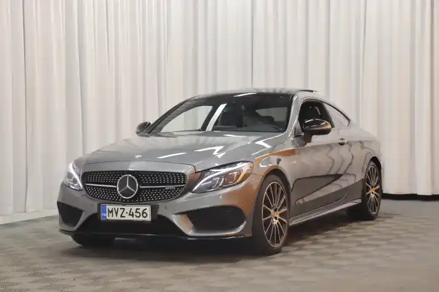 Harmaa Coupe, Mercedes-Benz C 43 AMG – MVZ-456