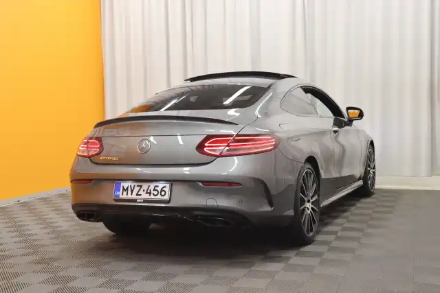 Harmaa Coupe, Mercedes-Benz C 43 AMG – MVZ-456