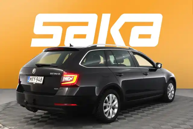 Musta Farmari, Skoda Octavia – MXY-948