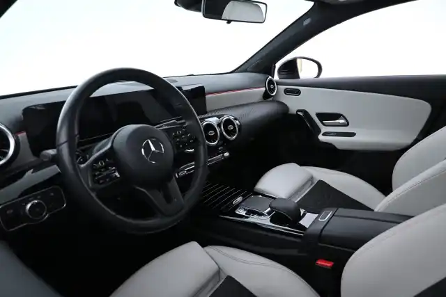 Musta Viistoperä, Mercedes-Benz A – MXZ-142