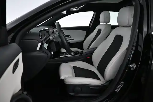 Musta Viistoperä, Mercedes-Benz A – MXZ-142