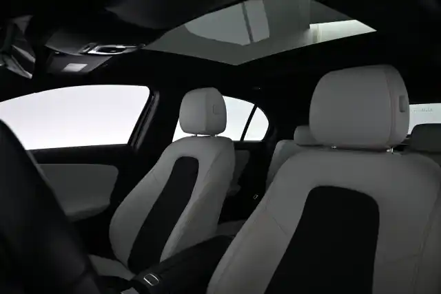 Musta Viistoperä, Mercedes-Benz A – MXZ-142