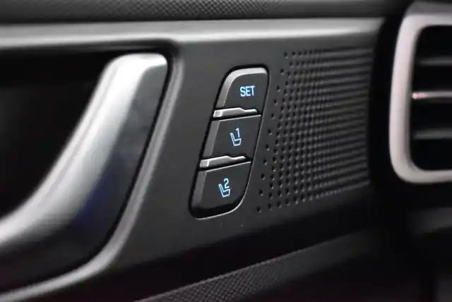 Harmaa Viistoperä, Hyundai IONIQ plug-in – MXZ-787