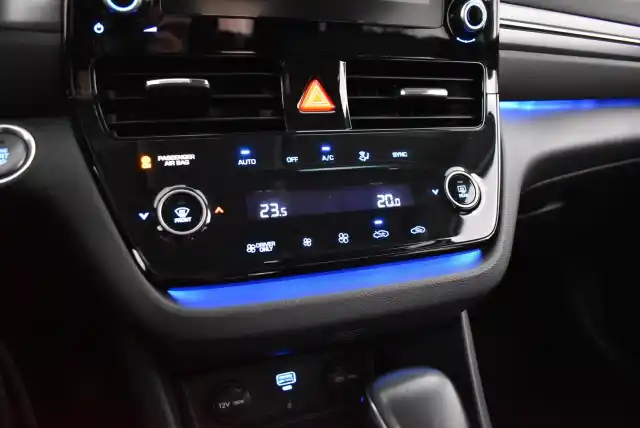 Harmaa Viistoperä, Hyundai IONIQ plug-in – MXZ-787