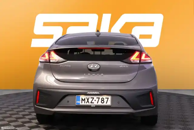 Harmaa Viistoperä, Hyundai IONIQ plug-in – MXZ-787