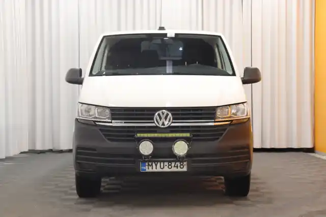 Valkoinen Pakettiauto, Volkswagen Transporter – MYU-848