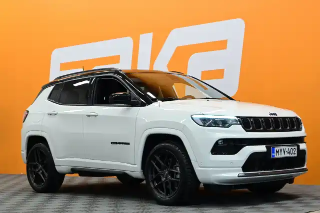 Valkoinen Tila-auto, Jeep Compass – MYV-402