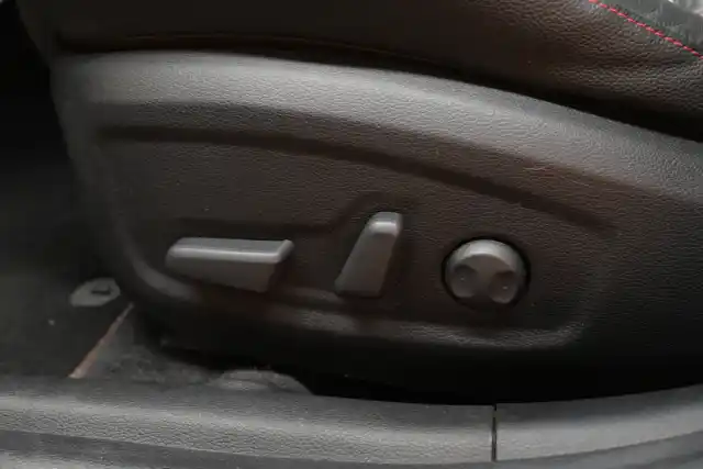 Valkoinen Farmari, Kia ProCeed – MYV-829