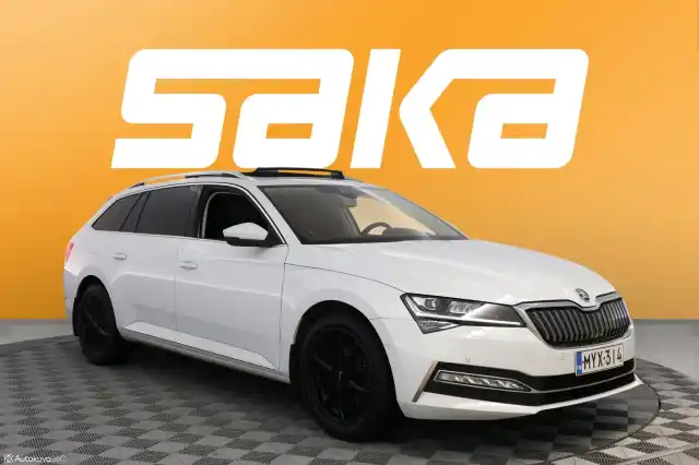 Valkoinen Farmari, Skoda Superb – MYX-314