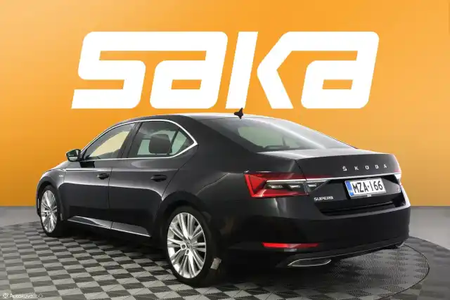Musta Sedan, Skoda Superb – MZA-166