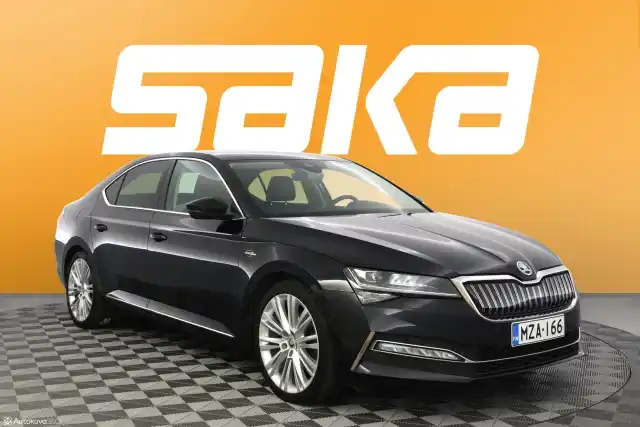 Musta Sedan, Skoda Superb – MZA-166