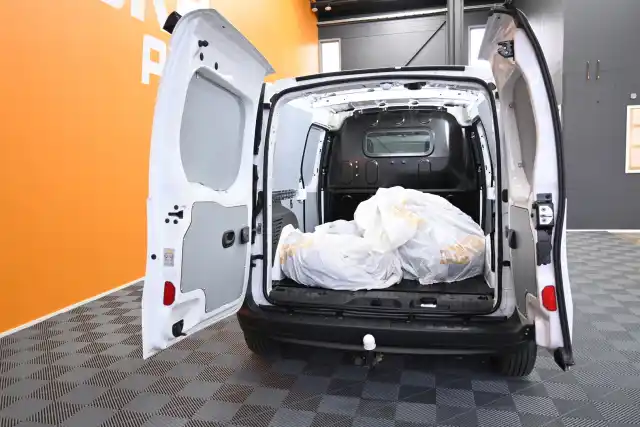 Valkoinen Pakettiauto, Renault Kangoo – MZA-487