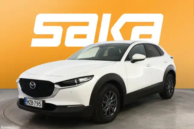 Valkoinen Maastoauto, Mazda CX-30 – MZB-795