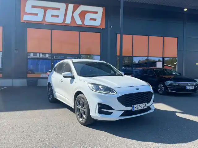 Valkoinen Maastoauto, Ford Kuga – MZF-723