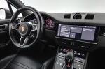 Harmaa Maastoauto, Porsche Cayenne – MZF-985, kuva 10