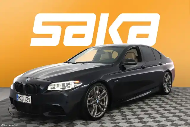 Sininen Sedan, BMW M550D – MZG-139